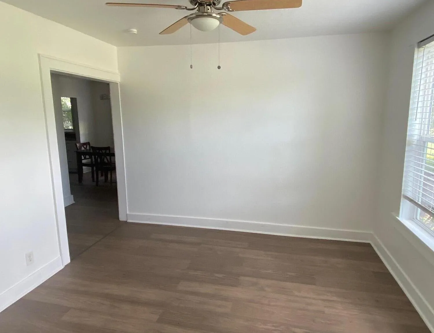 3 bed, 2.0 bath, 1102 sqft, $2,100 — Photo 3