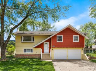 1001 W Weathersfield Way, Schaumburg, IL
