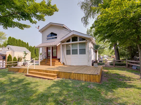 166 Fossil Cove Ln, Wilmington, IL 60481