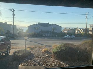 909 11th St #B, Bellingham, WA 98225