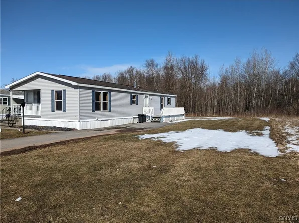 62 Norma Dr, Clinton, NY 13323