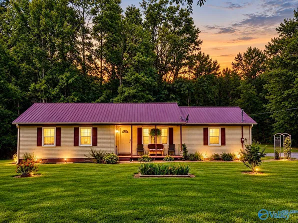 650 Mulberry Rd, Hazel Green, AL 35750