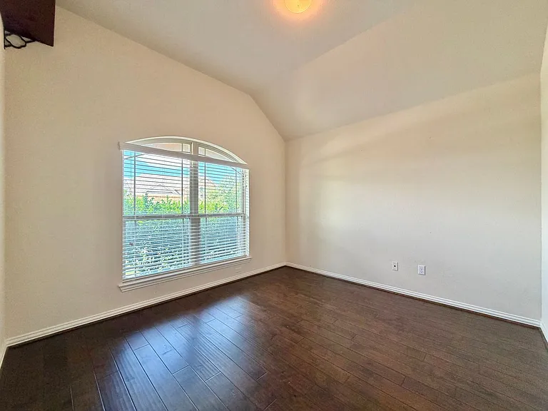 908 Arvada Dr — Photo 14