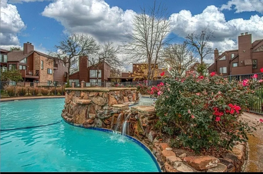 Building Photo - 1704 Baird Farm Cir #4112