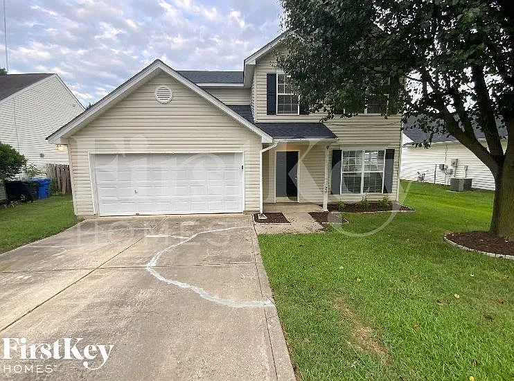 120 Milroy Ln — Photo 1