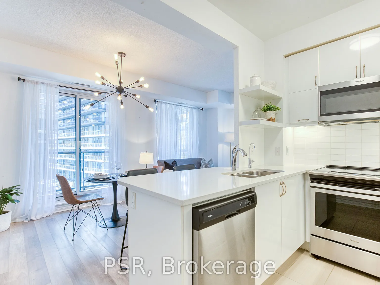 Cove At Waterways Condo — Photo 4
