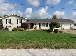 62185 Fairview Rd, Barnesville, OH 43713
