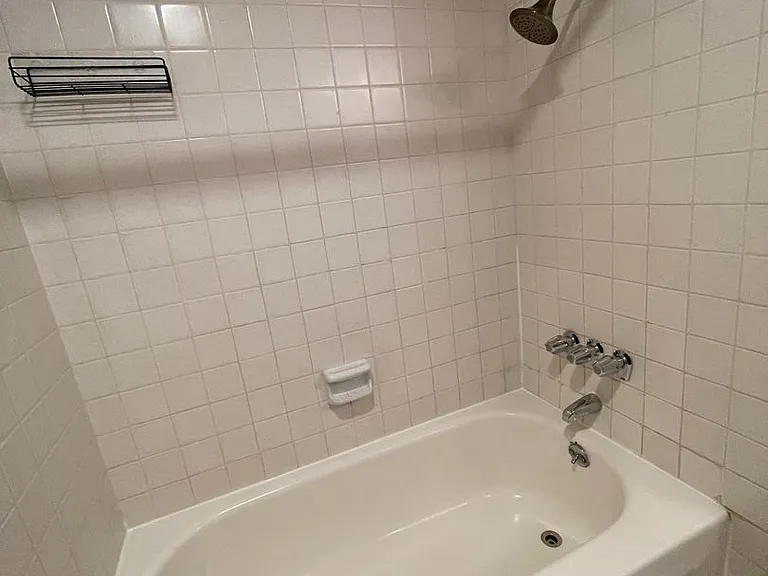 Churchill Village Apartments — Photo 72