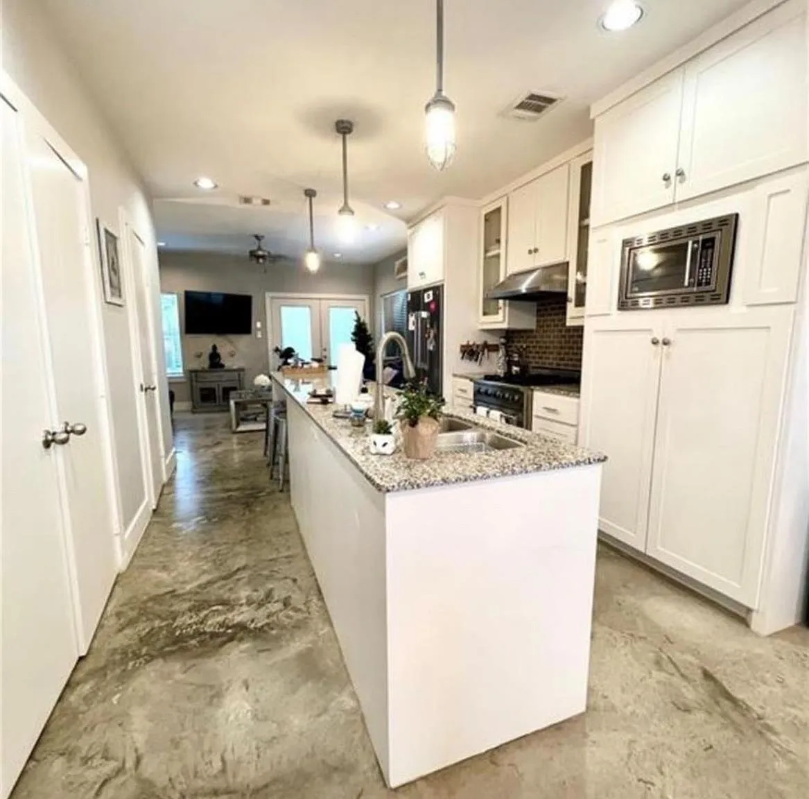 2 bed, 2.5 bath, 1404 sqft, $2,800 — Photo 4