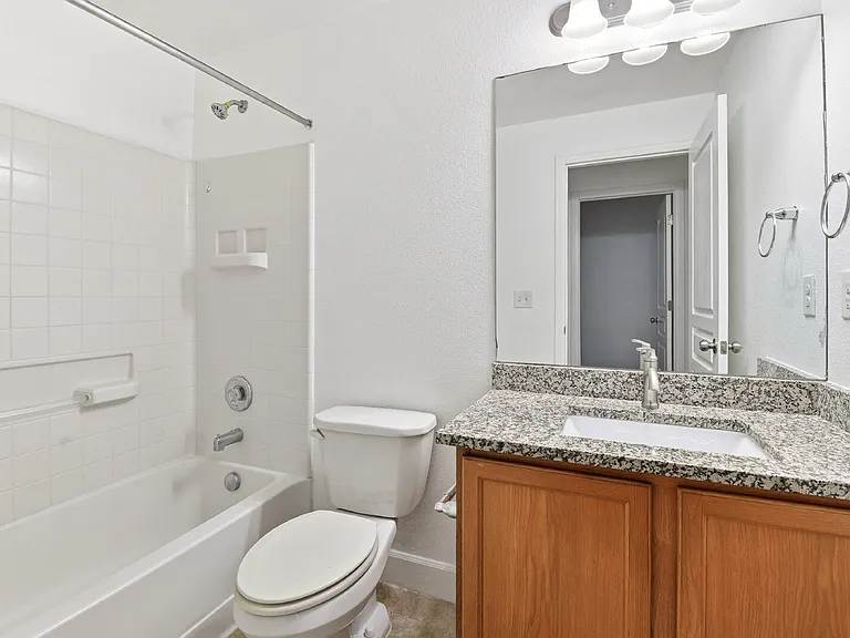 4707 Walden Way — Photo 32