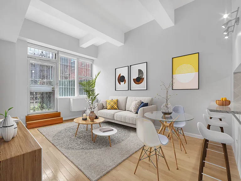 80 Elizabeth St #2B — Photo 4