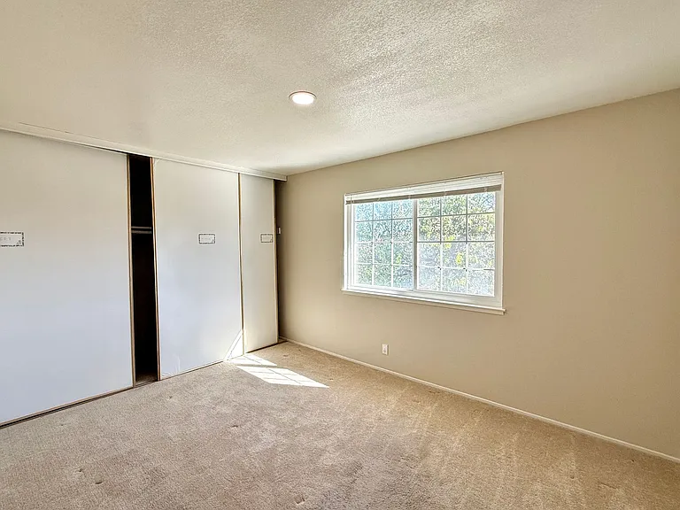 5007 Anaheim Loop — Photo 12