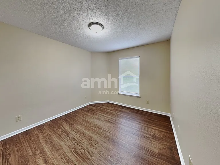 1917 Blue Pine Ln — Photo 20