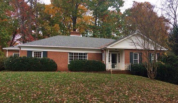1st image of 711 Susan Ln
