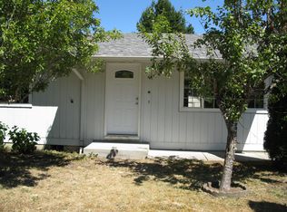 3454 Lilac St, Florence, OR 97439