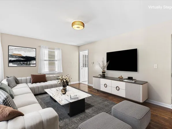 527 Northridge Rd, Columbus, OH 43214