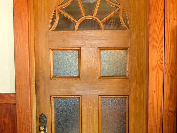 Front door 1st floor