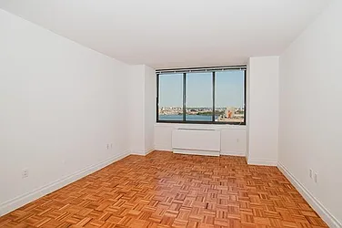 Rented by Leslie J. Garfield