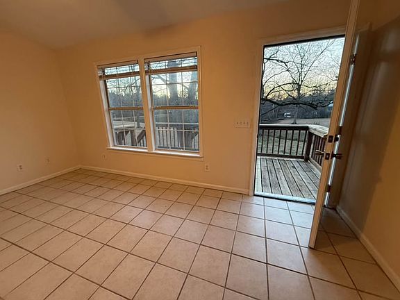 4th image of 48 Lee Road 2060