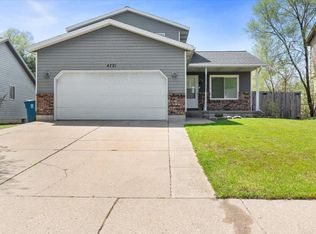 4721 Southstone Dr SE, Kentwood, MI 49548
