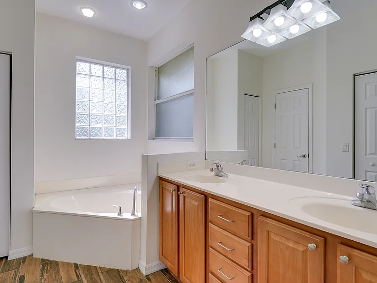 5279 Lovett Rd — Photo 20