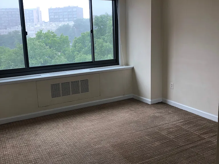 1011 Arlington Blvd #906 — Photo 11