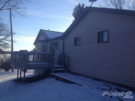 2nd image of 3254 Detroit Rd