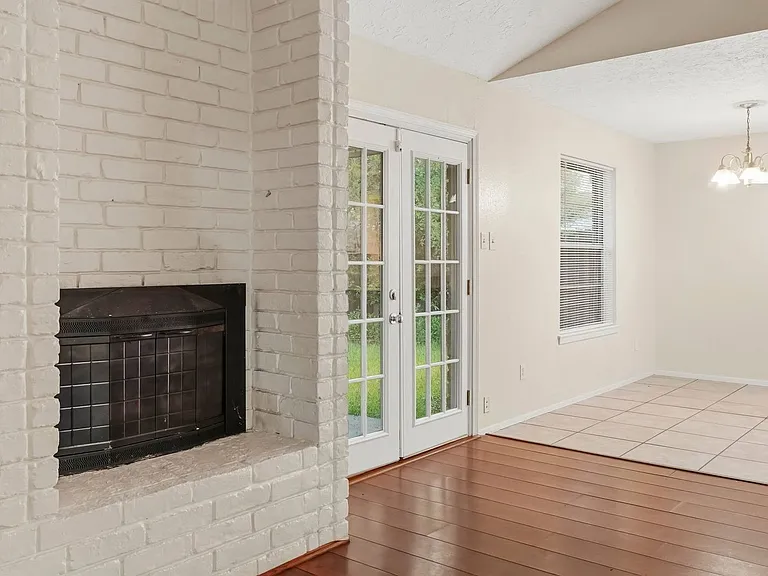 423 Pickford Dr — Photo 7