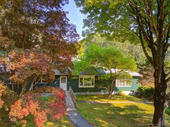 150 Old Hall Road, Woodstock, CT 06281