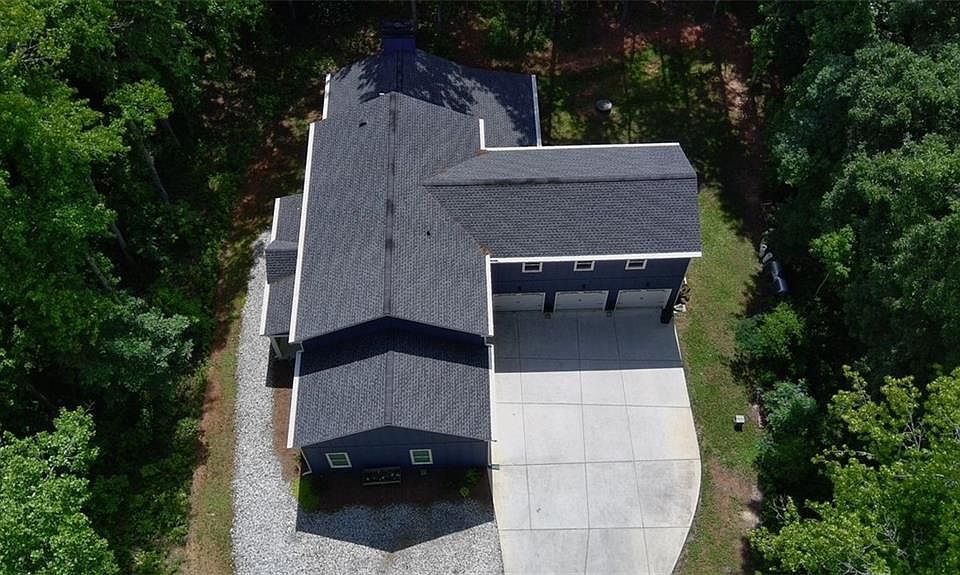 1st image of 2850 Willow Bend Dr