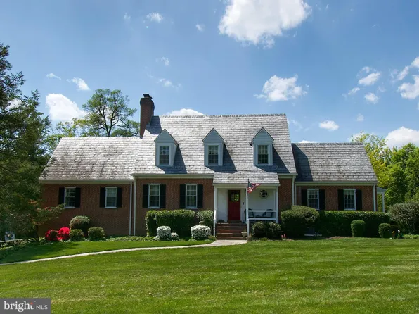 602 Lake Dr, Towson, MD 21286