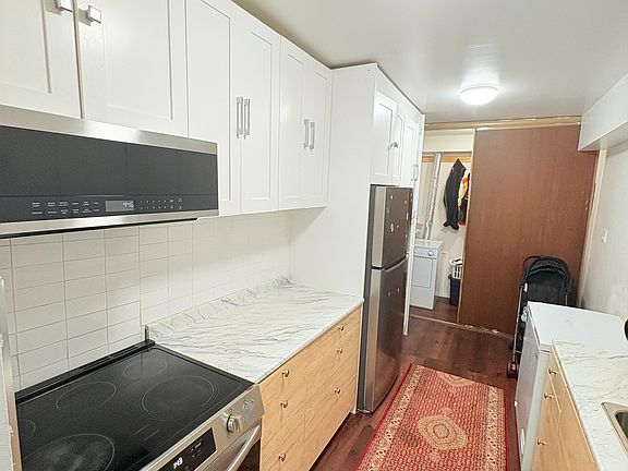 4th image of 370 Dixon Rd #716