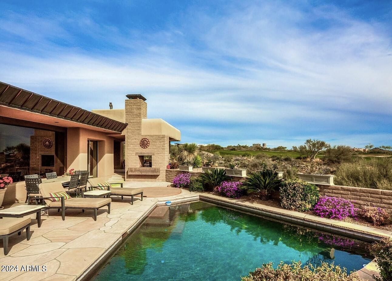 11055 E Graythorn Dr