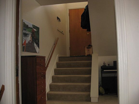 4th image of 428 Ventura Ct