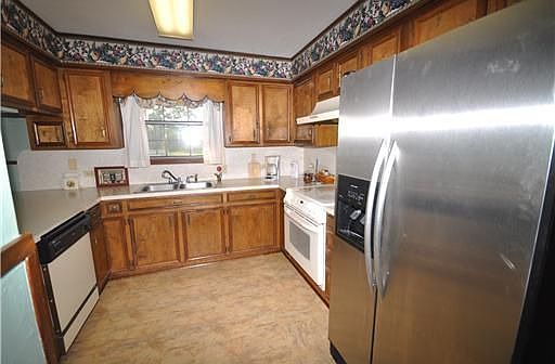 2nd image of 599 Wildwood Dr