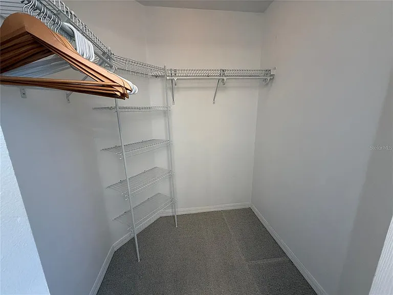 2 Upland Pl — Photo 12