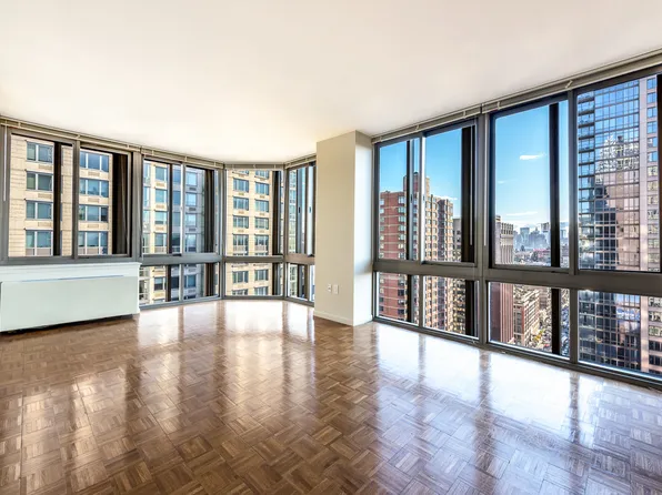 100 W 26th St, New York, NY