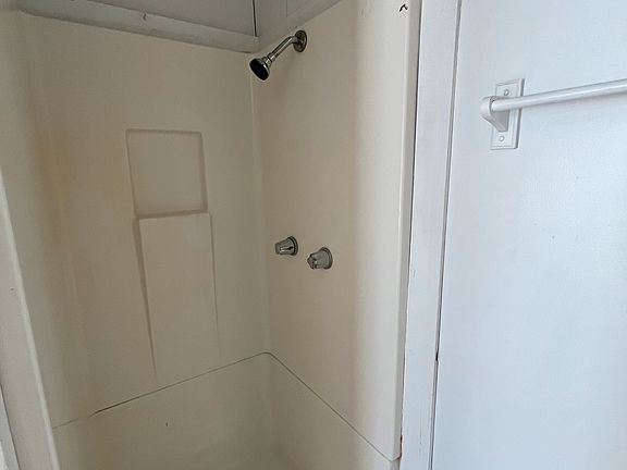 4th image of 403 E 2700 S APT 4