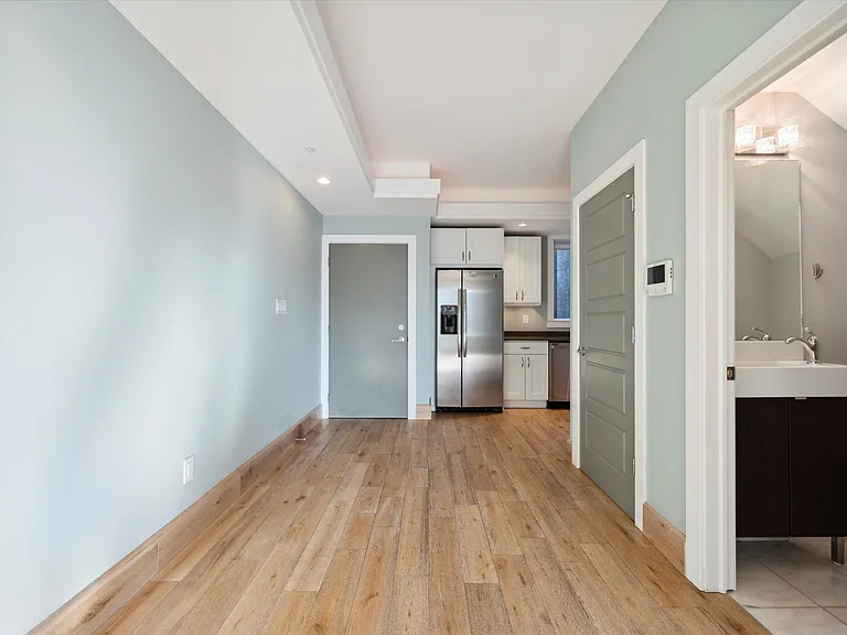 2032 Frankford Ave #22 — Photo 9