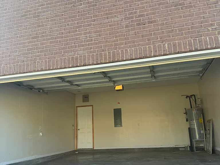 1113 Shire Dr — Photo 15