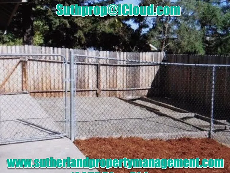 12257 Blue Ridge Ct — Photo 12