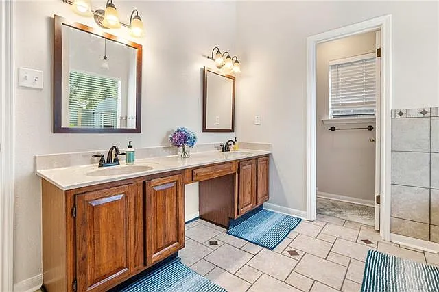 115 Aberdeen Dr — Photo 16
