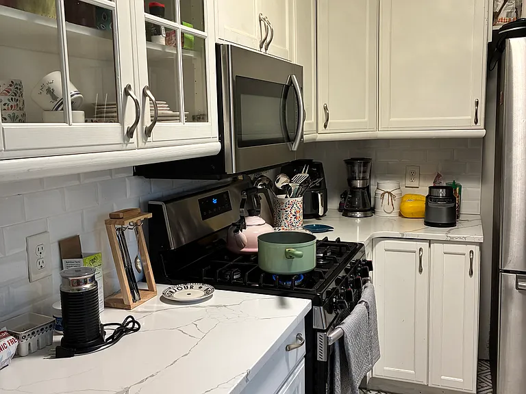 32 Shepard St — Photo 9