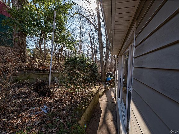 4th image of 75 Herod Point Road