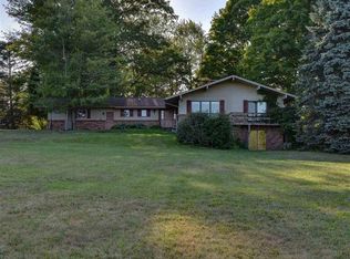 4255 Oberlin Rd, Gladwin, MI 48624