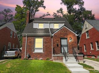 17421 Quincy St, Detroit, MI 48221