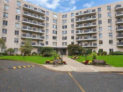 135 Post Ave APT 6A, Westbury, NY, 11590
