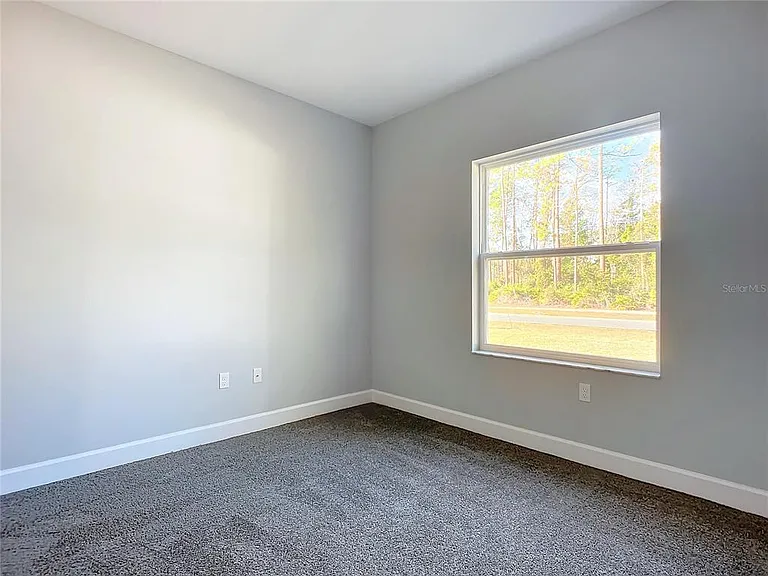 16 Egan Dr — Photo 49