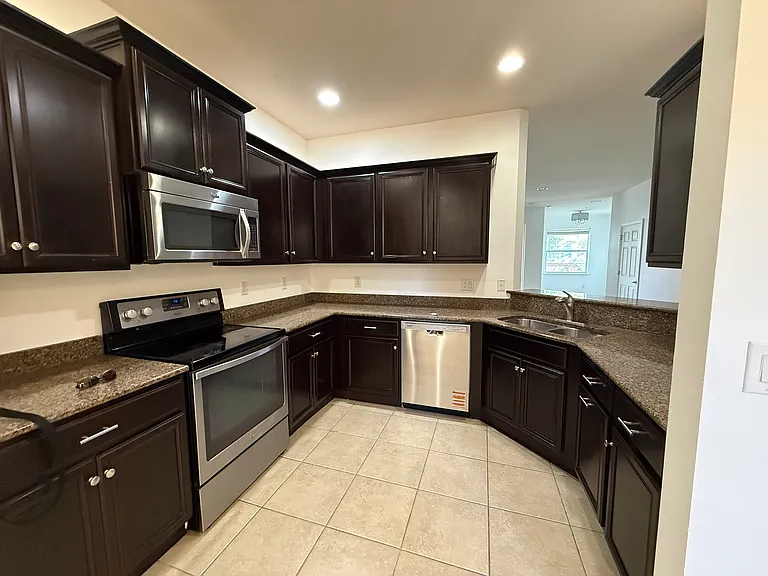 8022 Moonstone Dr #1-104 — Photo 3