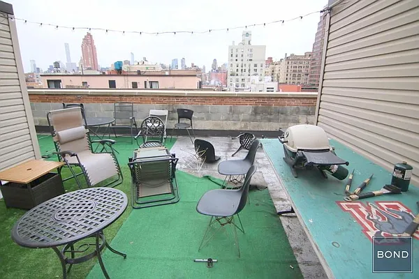 Rented by Bond New York | media 10